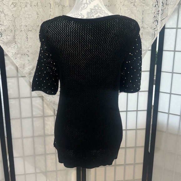 Black Short Sleeve V-Neck Silver Studded Sweater Size Large - Picture 4 of 12